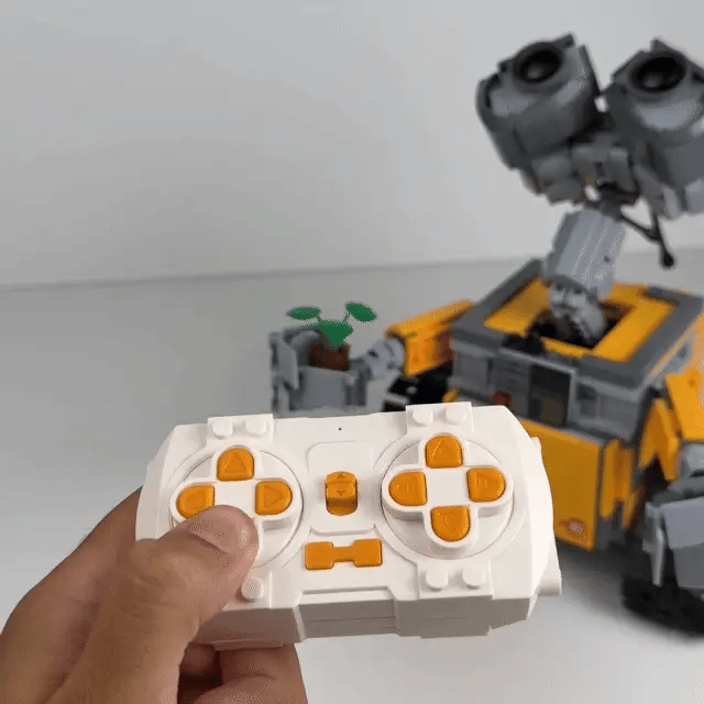 Wall‑E Inspired Motorized Robot Building Set